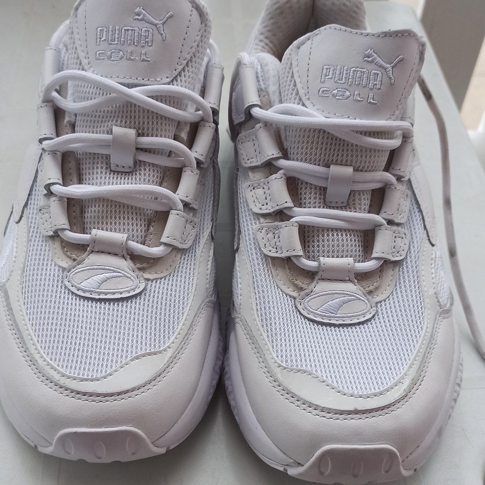 Puma cell venom White size 9 mens